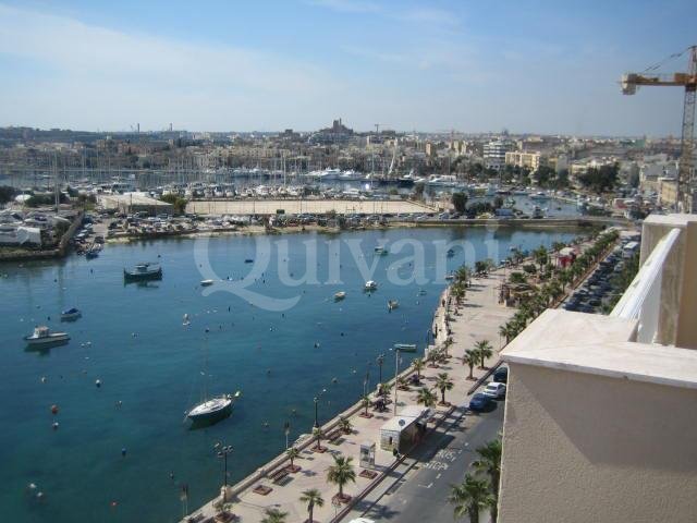 Sliema, Furnished Duplex Penthouse
