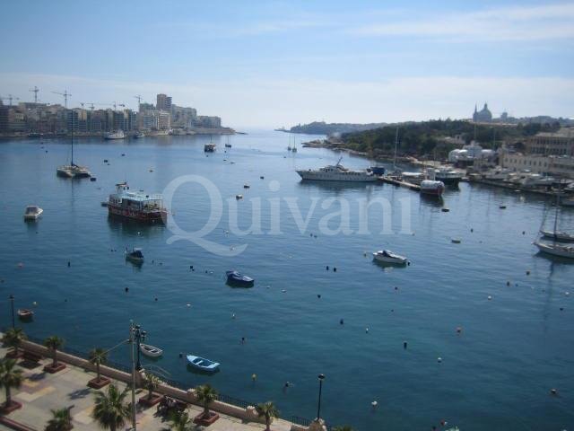 Sliema, Furnished Duplex Penthouse