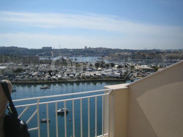 Sliema, Furnished Duplex Penthouse