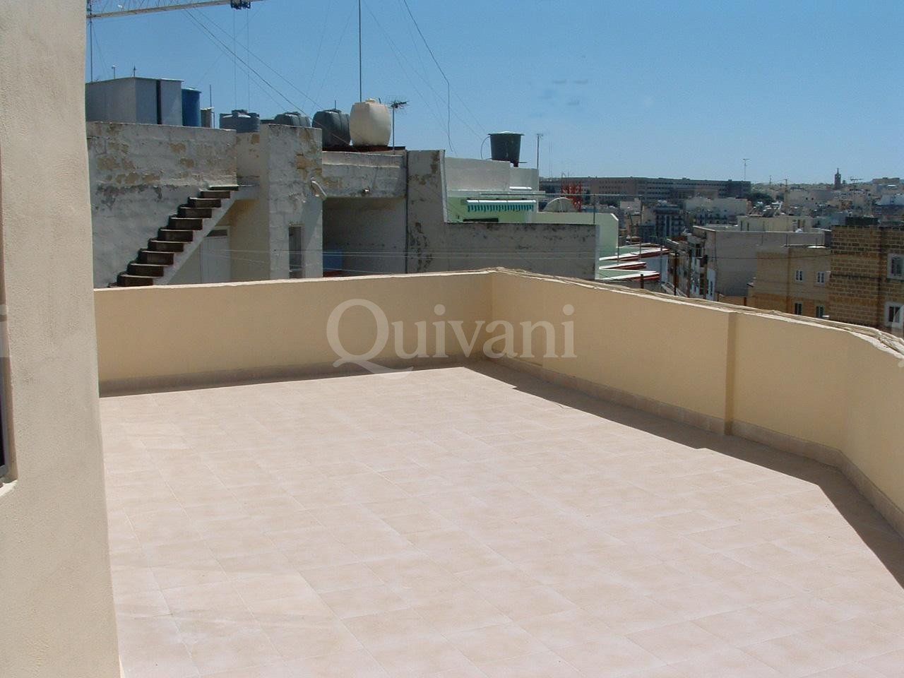 Ta'' Xbiex, Finished Office Penthouse