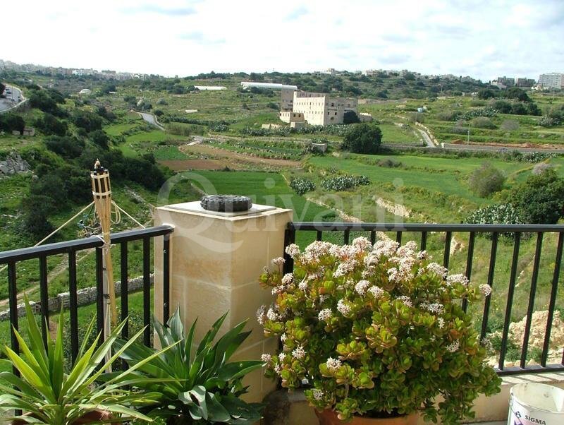 Swieqi, Furnished Apartment