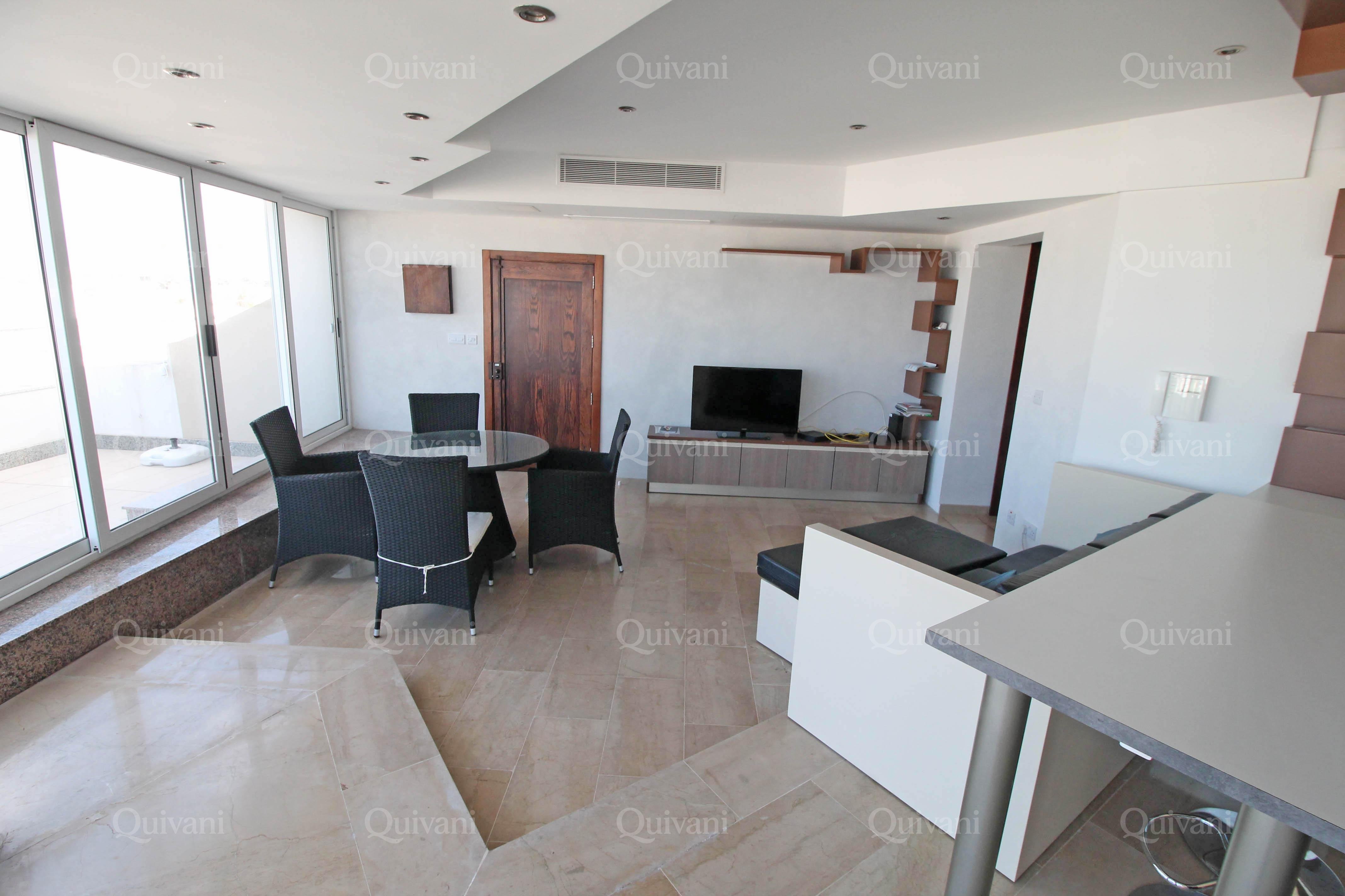 Naxxar, Furnished Penthouse
