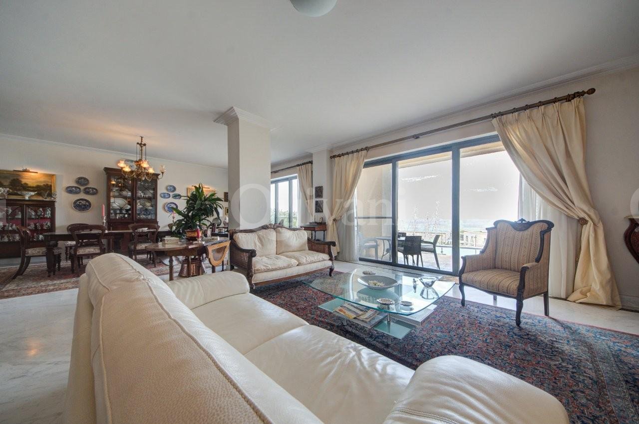 Portomaso, Finished Duplex Apartment