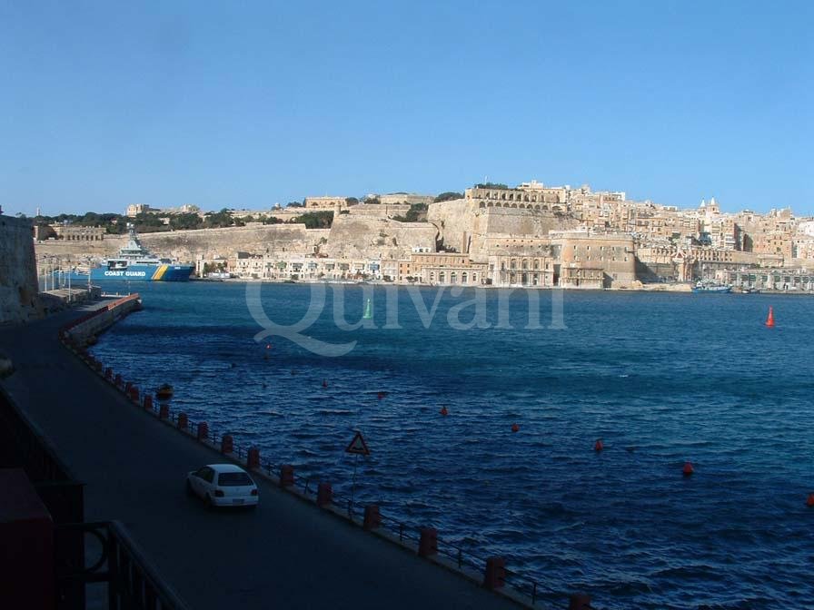 Senglea, Furnished Apartment