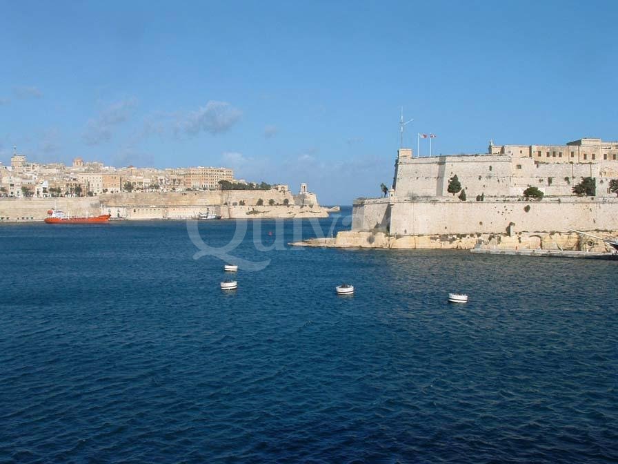 Senglea, Furnished Apartment