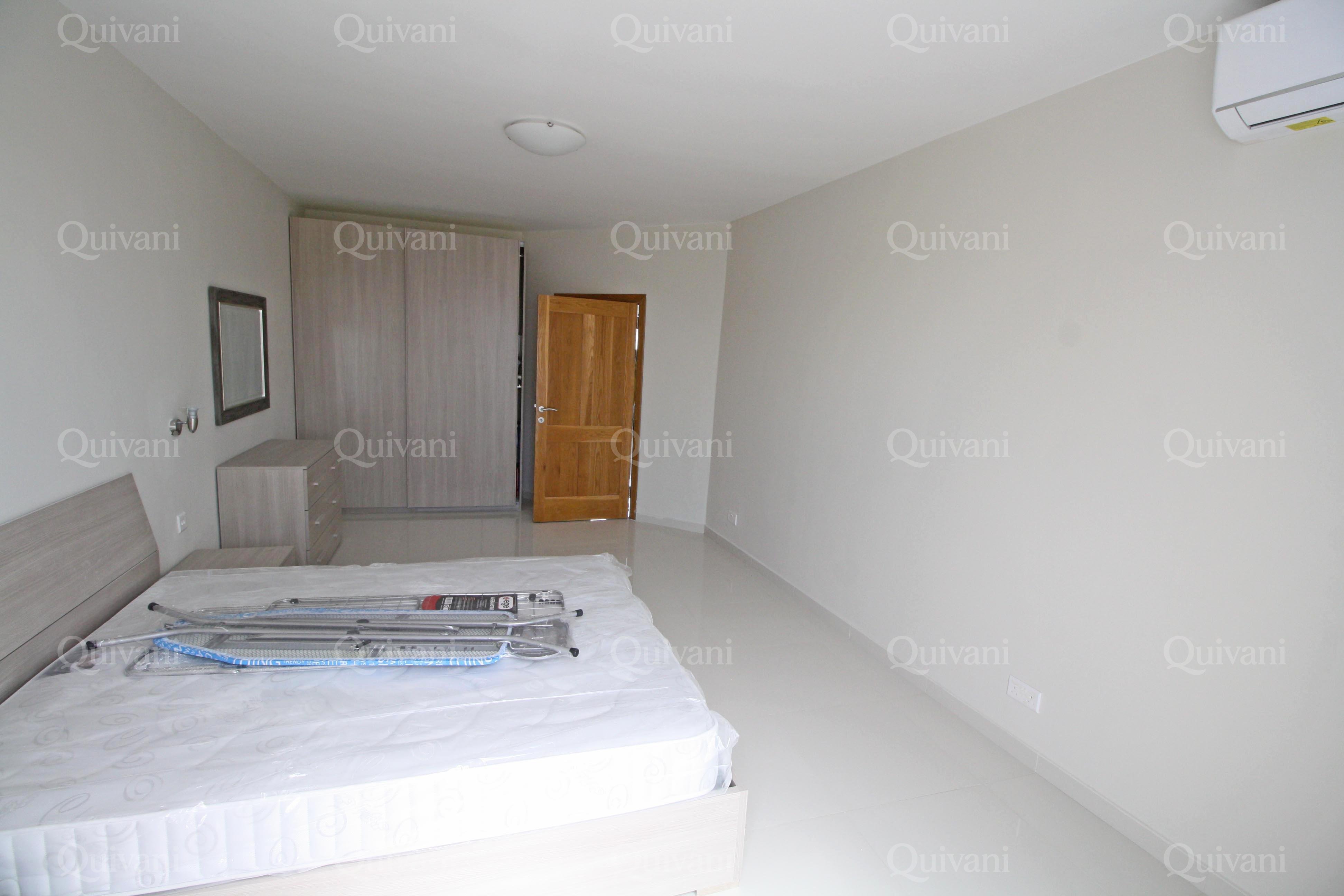 Sliema, Furnished Penthouse