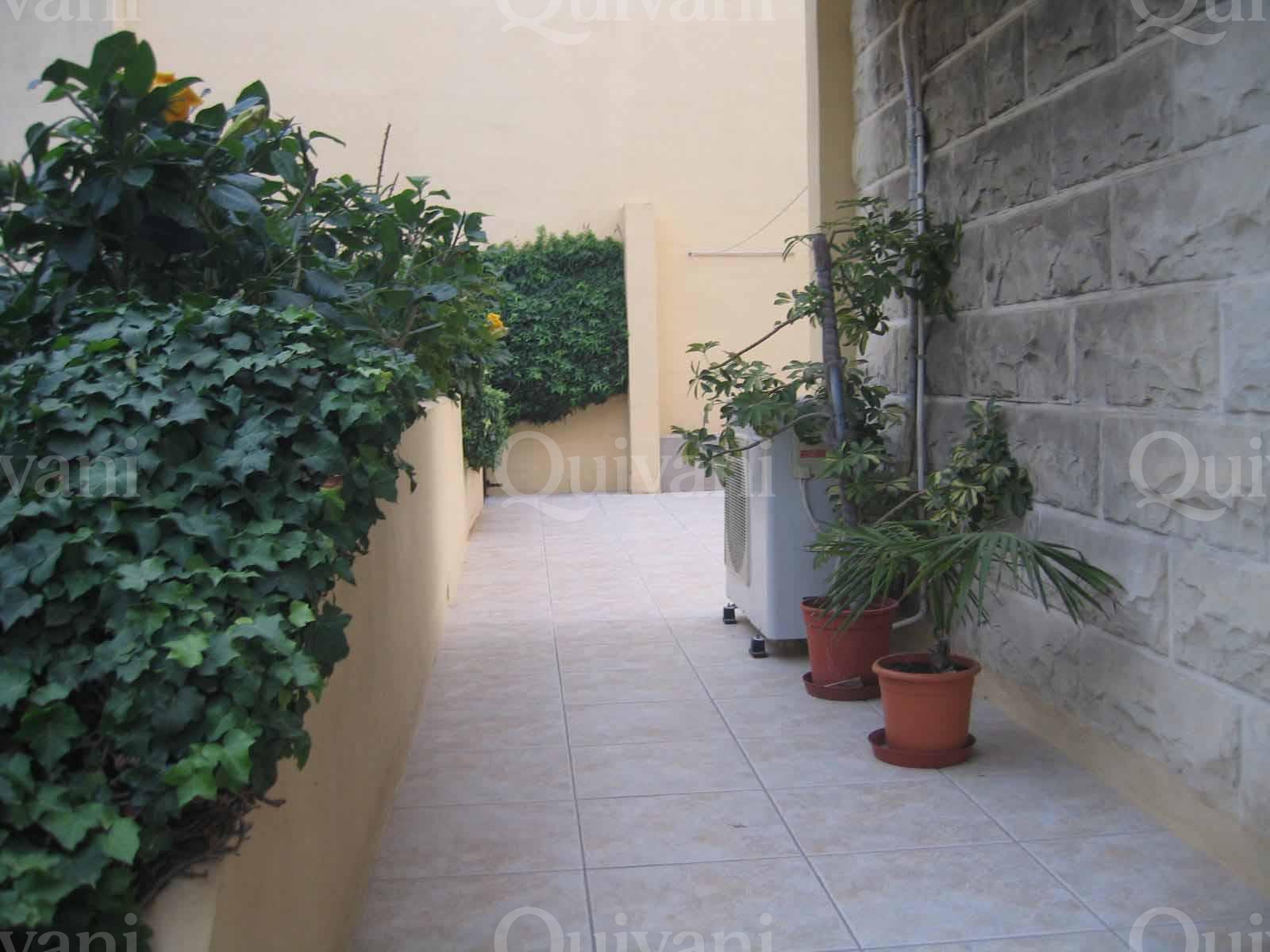 St Julians, Furnished Semi-detached Villa