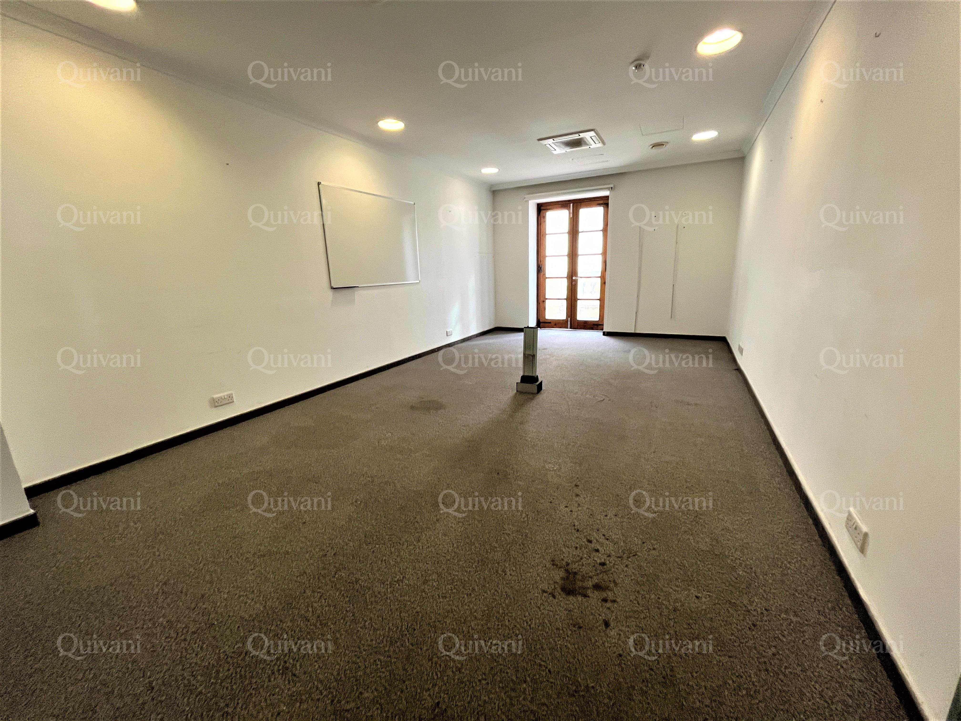 Sliema, Finished Office