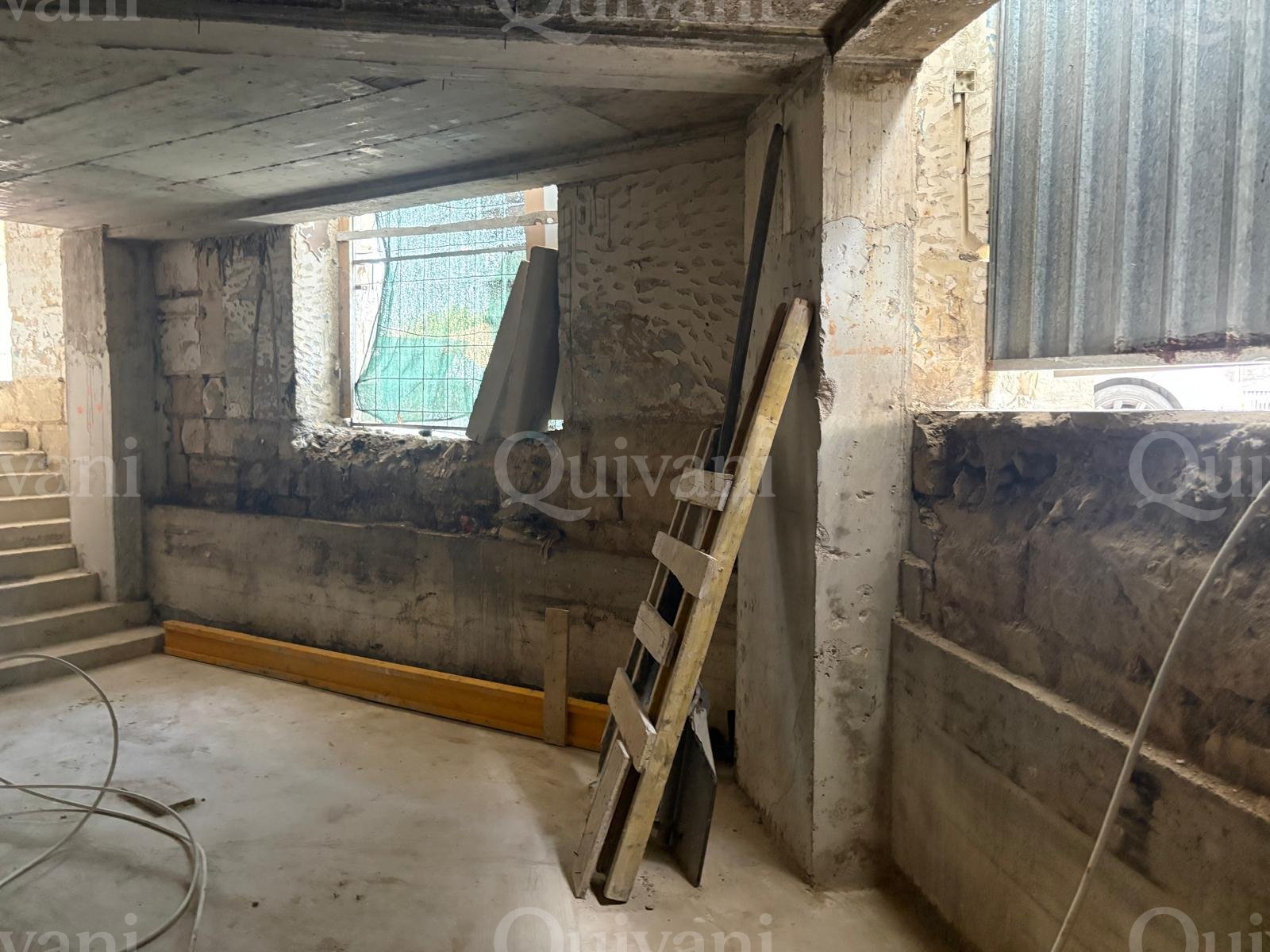 Gzira Ta Xbiex Corner Commercial establishment