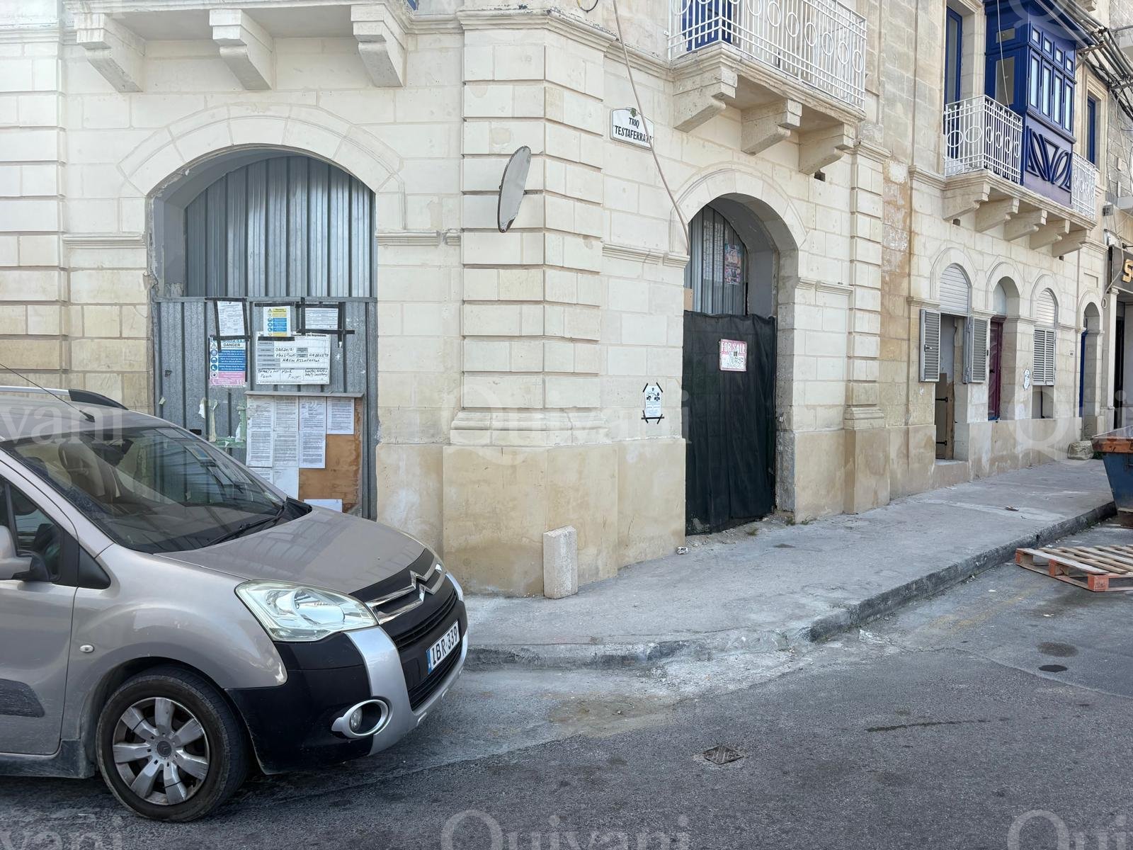Gzira Ta Xbiex Corner Commercial establishment