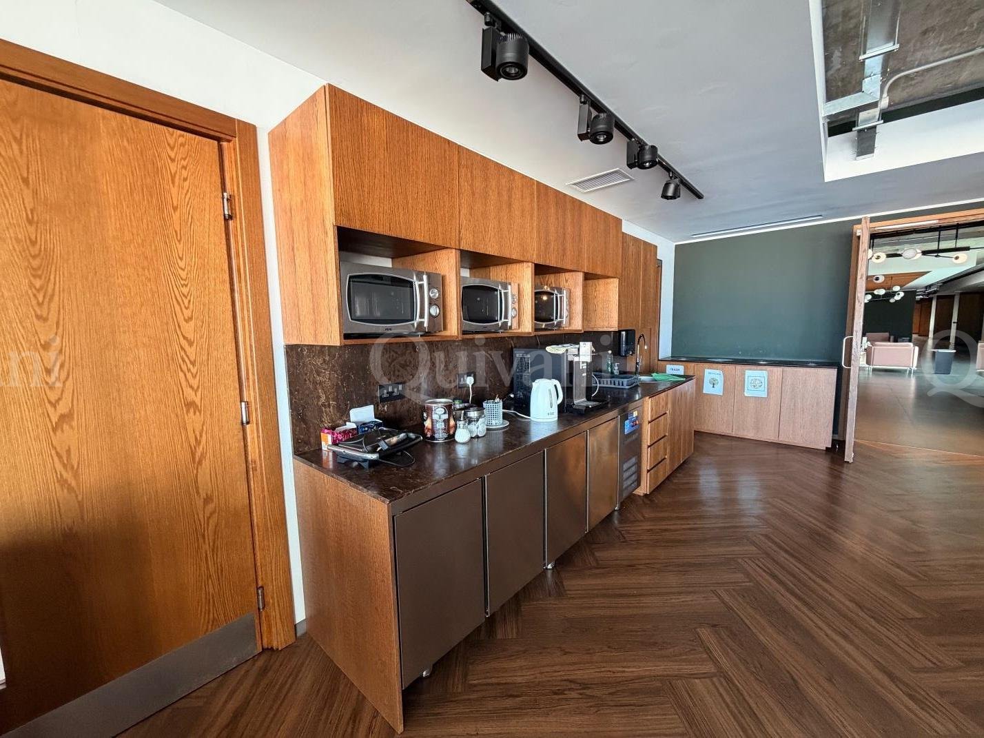 Fully furnished Office