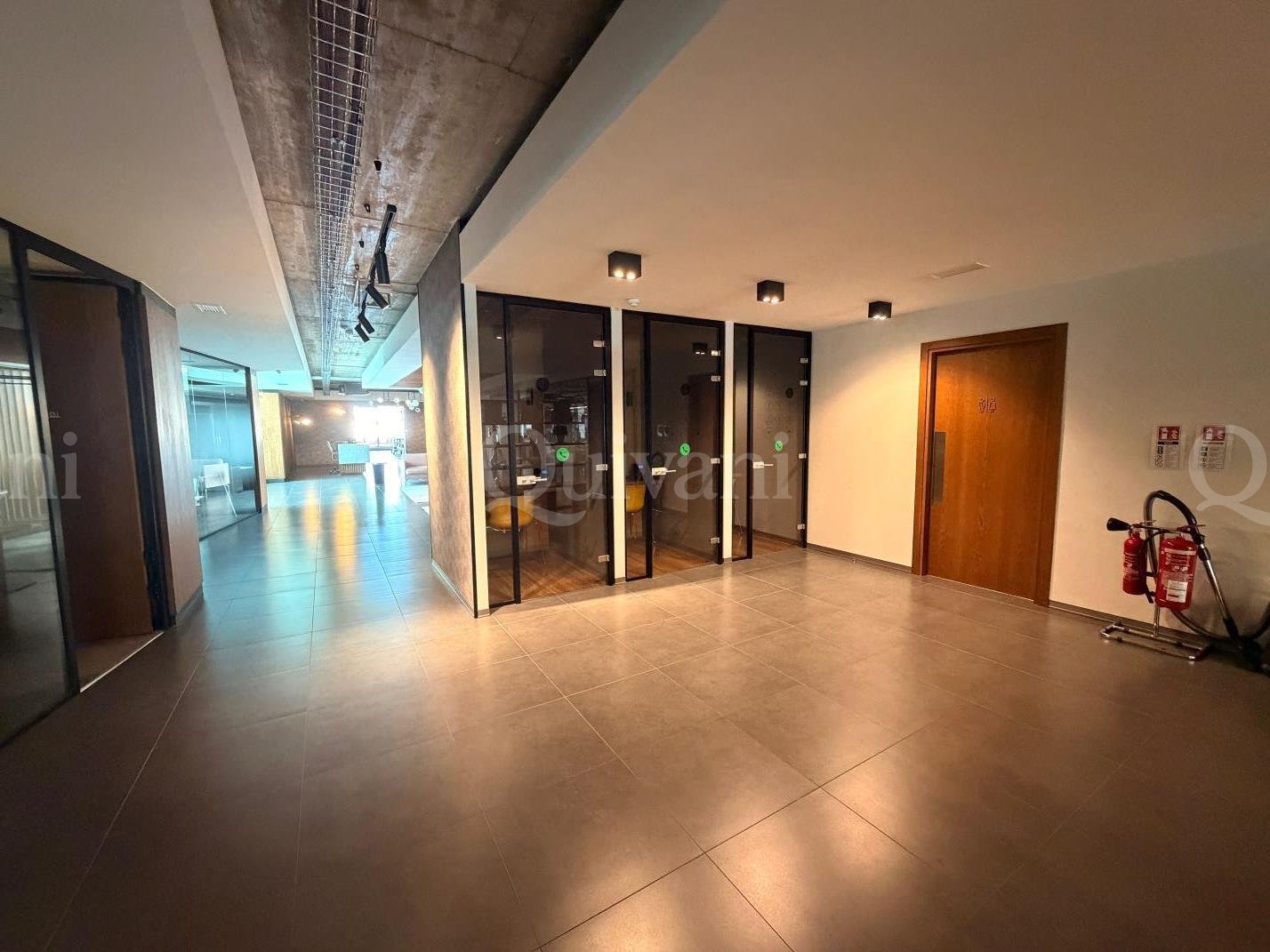 Fully furnished Office