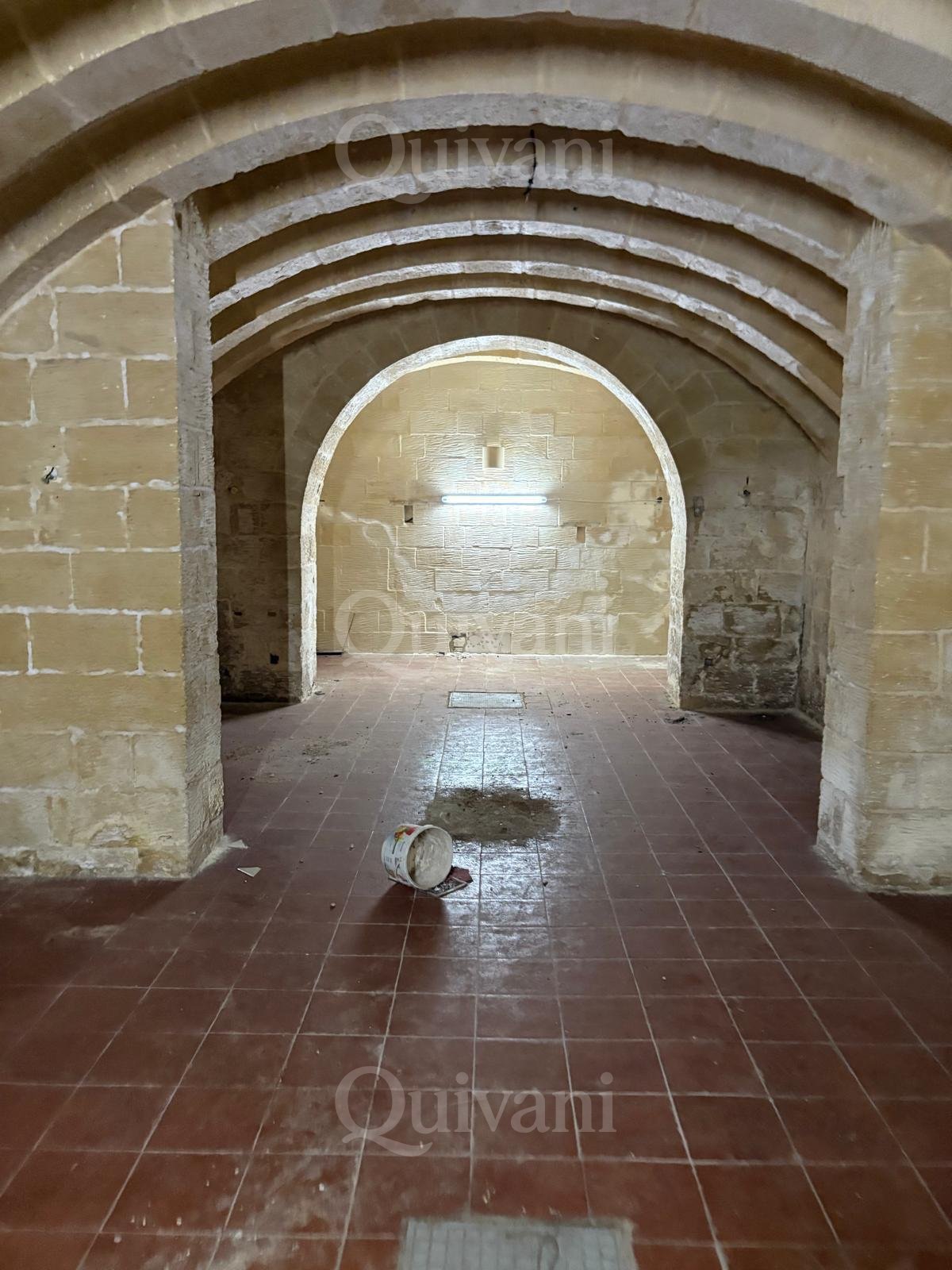 Valletta Needs Refurbishment Bar/Restaurant