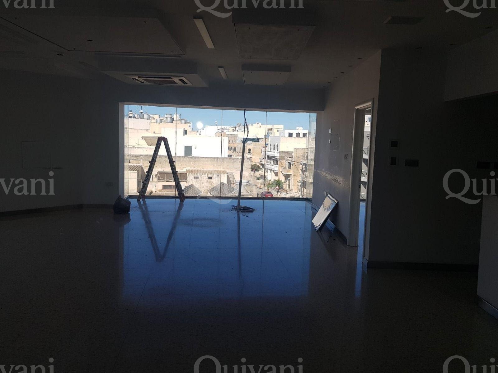 Birkirkara, Needs Refurbishment, Showroom