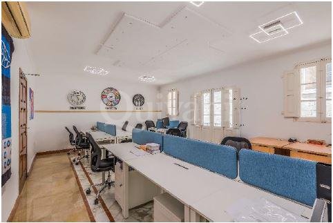 Valletta, Finished Office