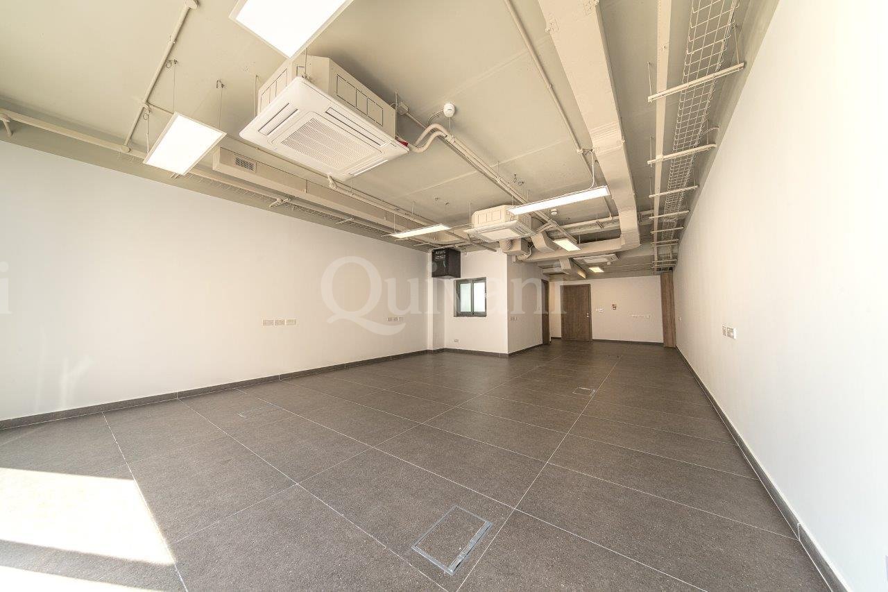 Sliema, Finished Office