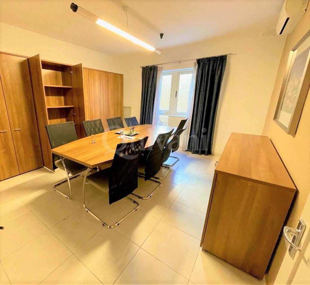 Swieqi, Fully Equipped Office