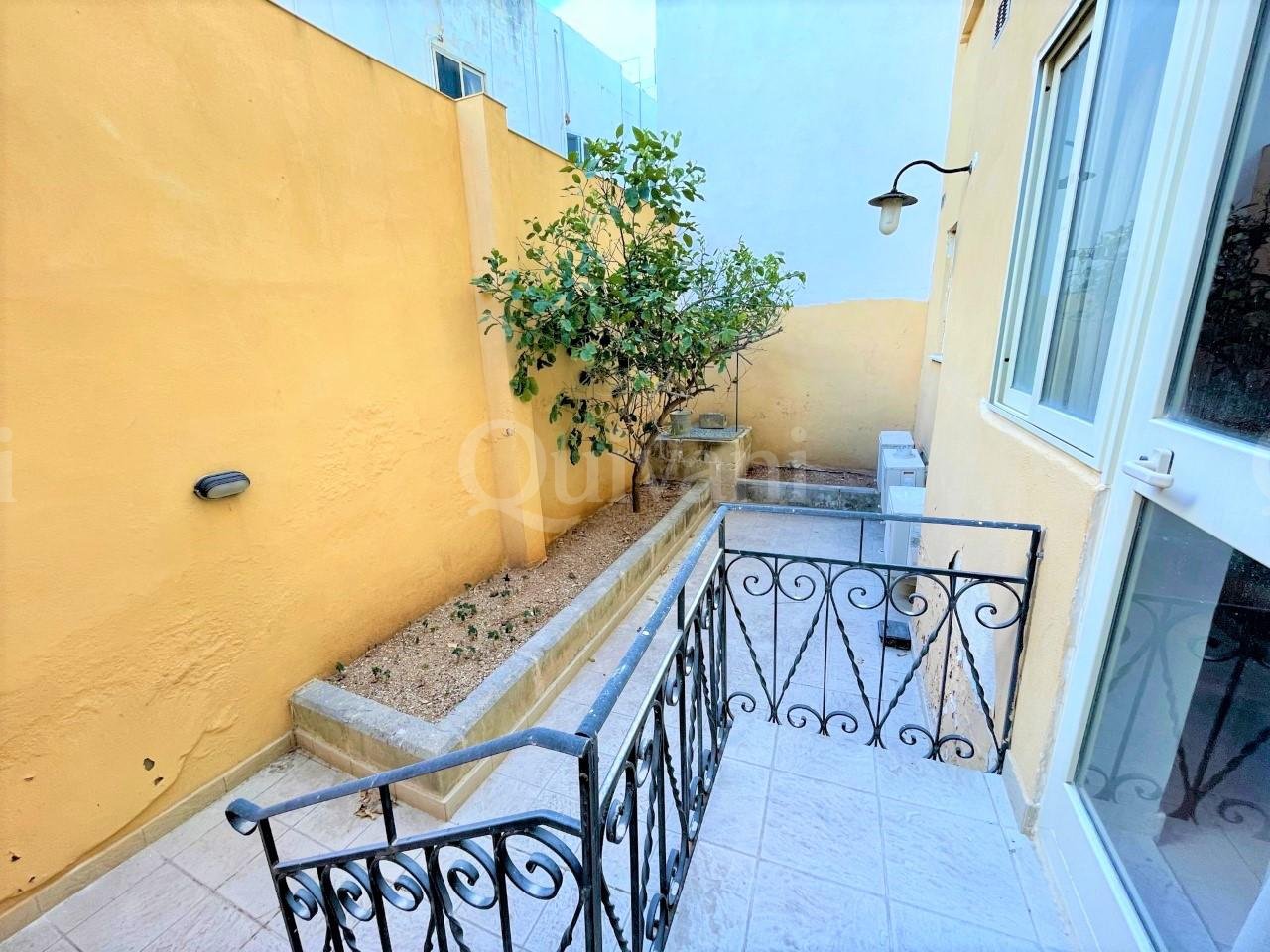 Swieqi, Fully Equipped Office