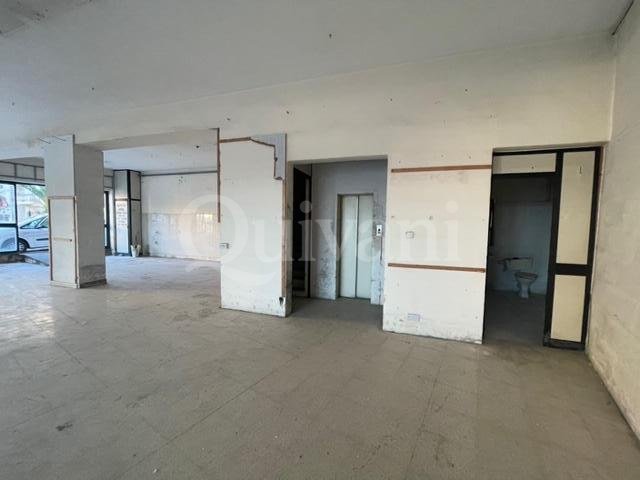 Santa Venera, Finished Showroom