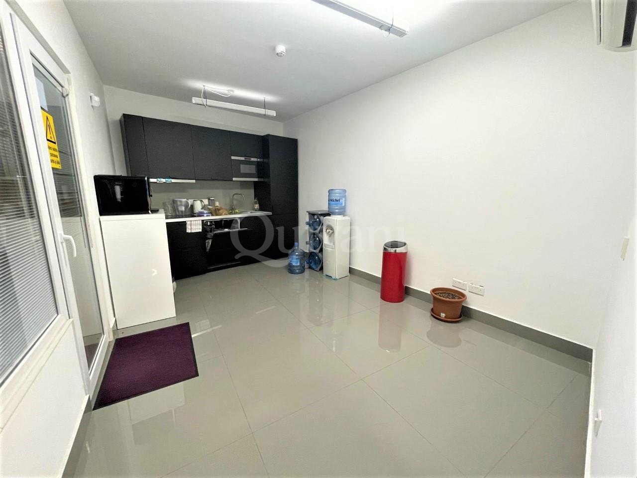 Gzira Finished Office