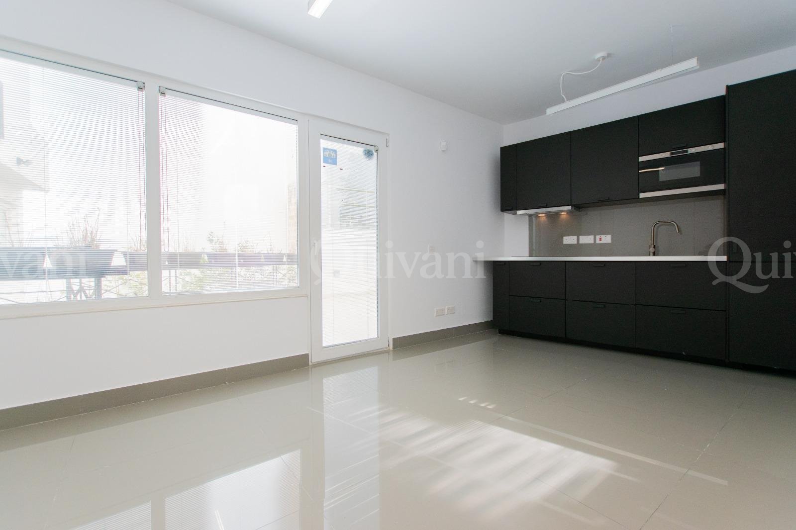 Gzira Finished Office