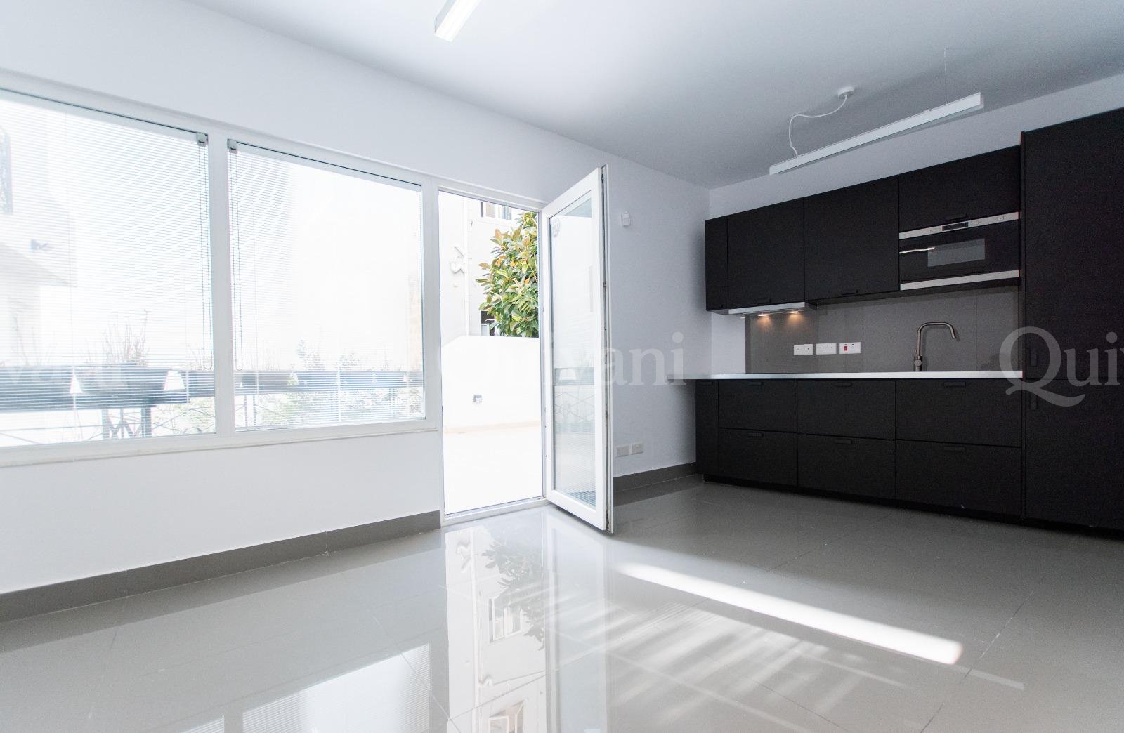 Gzira Finished Office