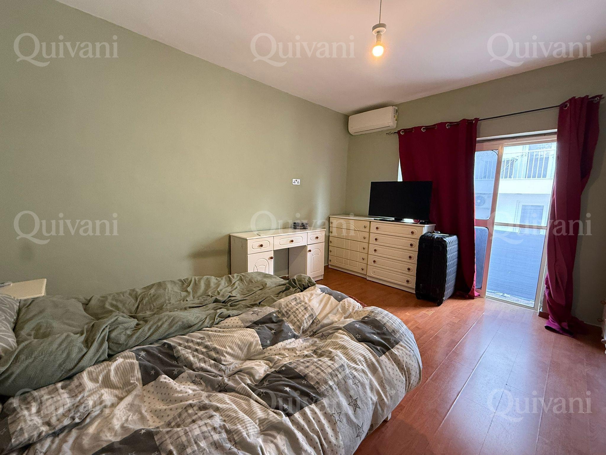 Top floor apartment