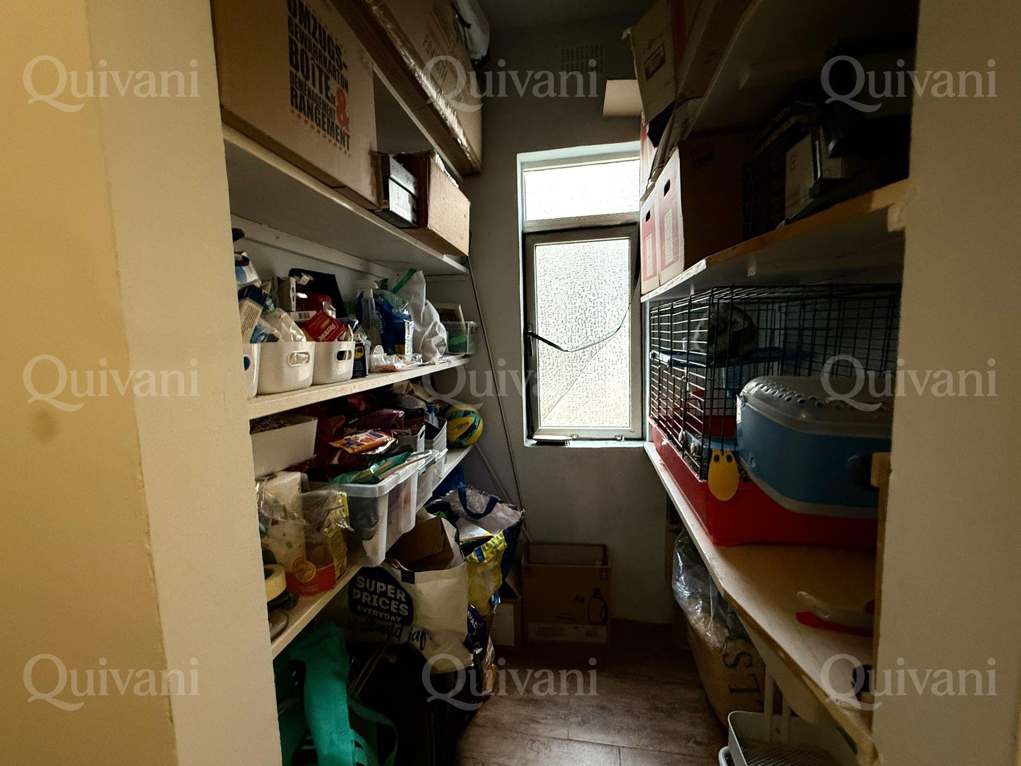 Top floor apartment