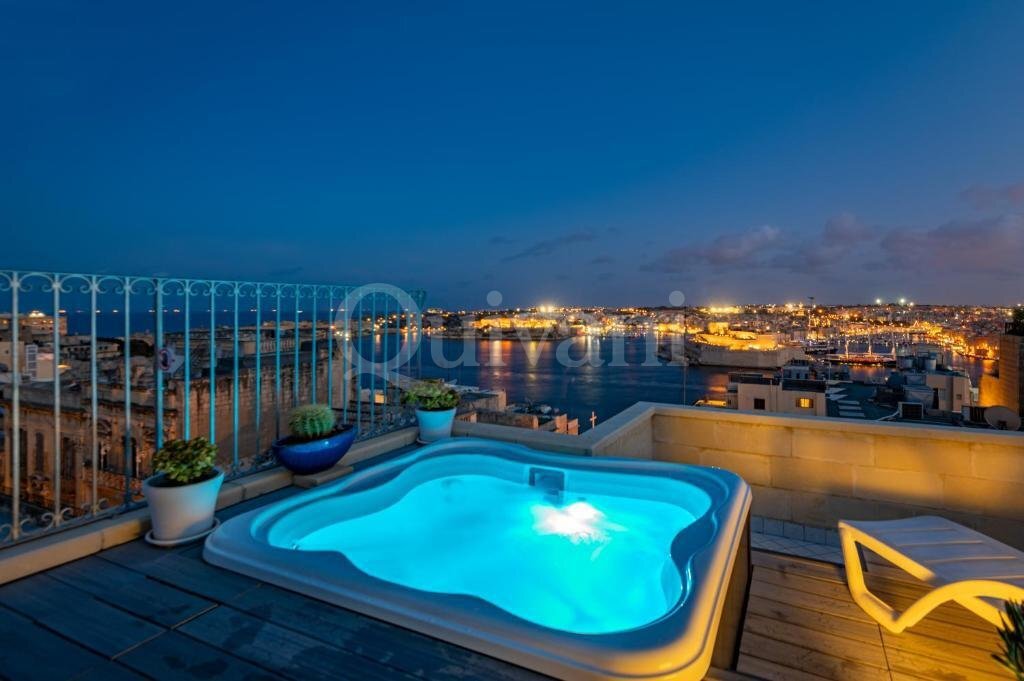 Beautiful townhouse/guesthouse in a UNESCO world heritage site/ Valletta