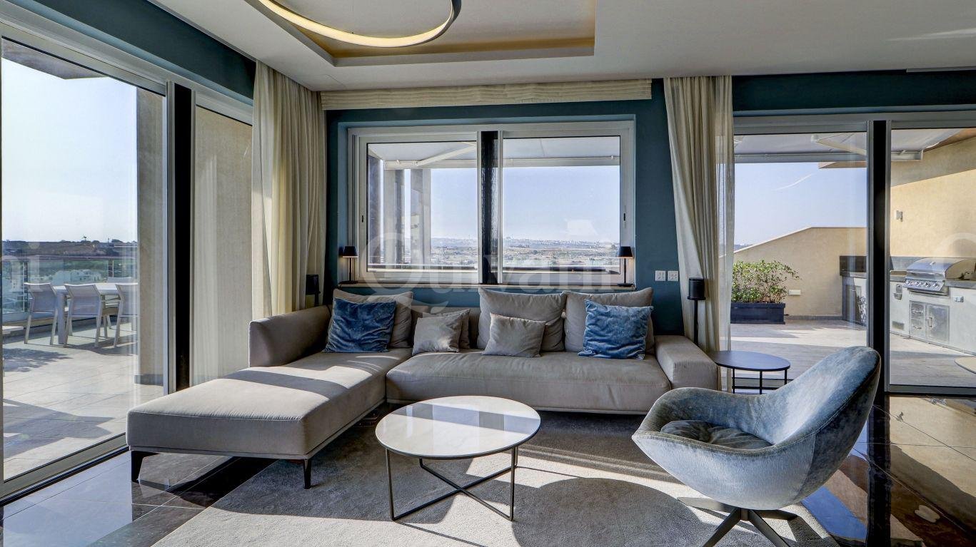 Qawra, Furnished, Penthouse