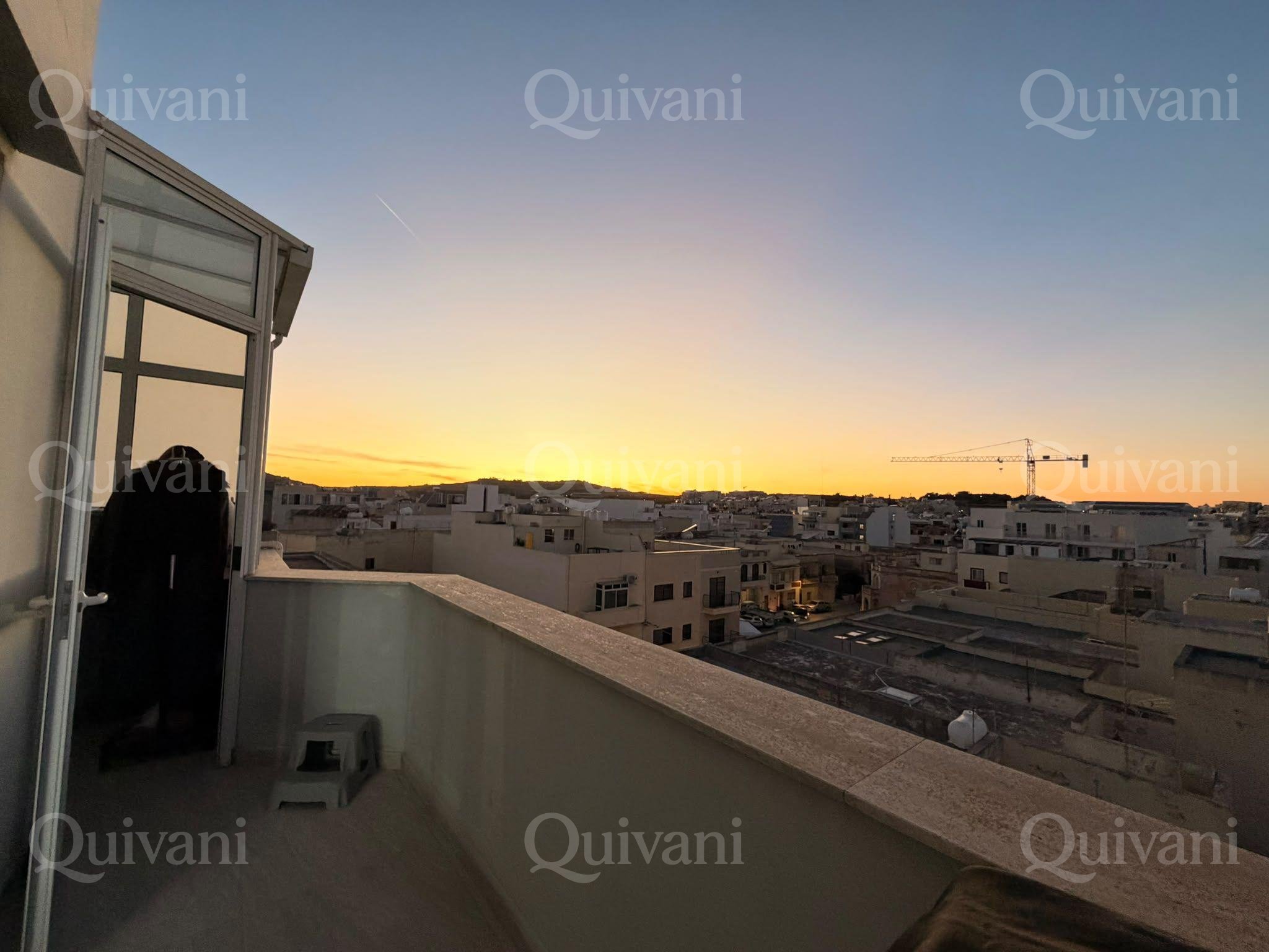 Furnished Penthouse in Mosta