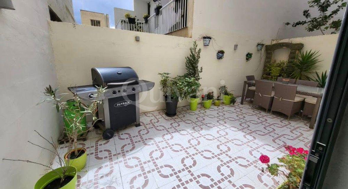 Iklin, Furnished, Maisonette