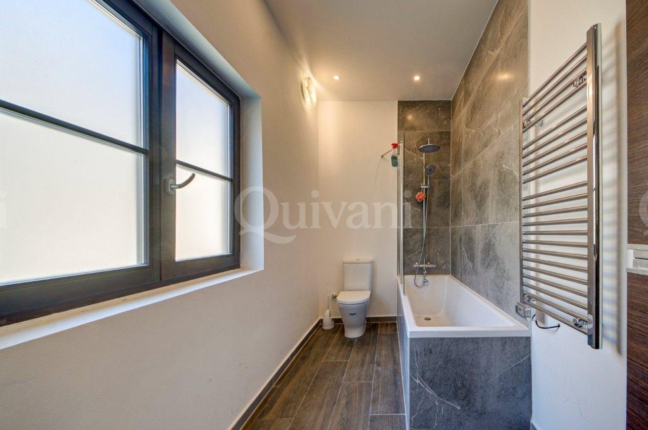 Fully converted 4/5 Bedroom Corner Townhouse in UCA