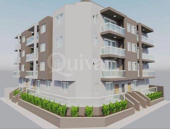 Squarish, corner 2 bedroom apartment