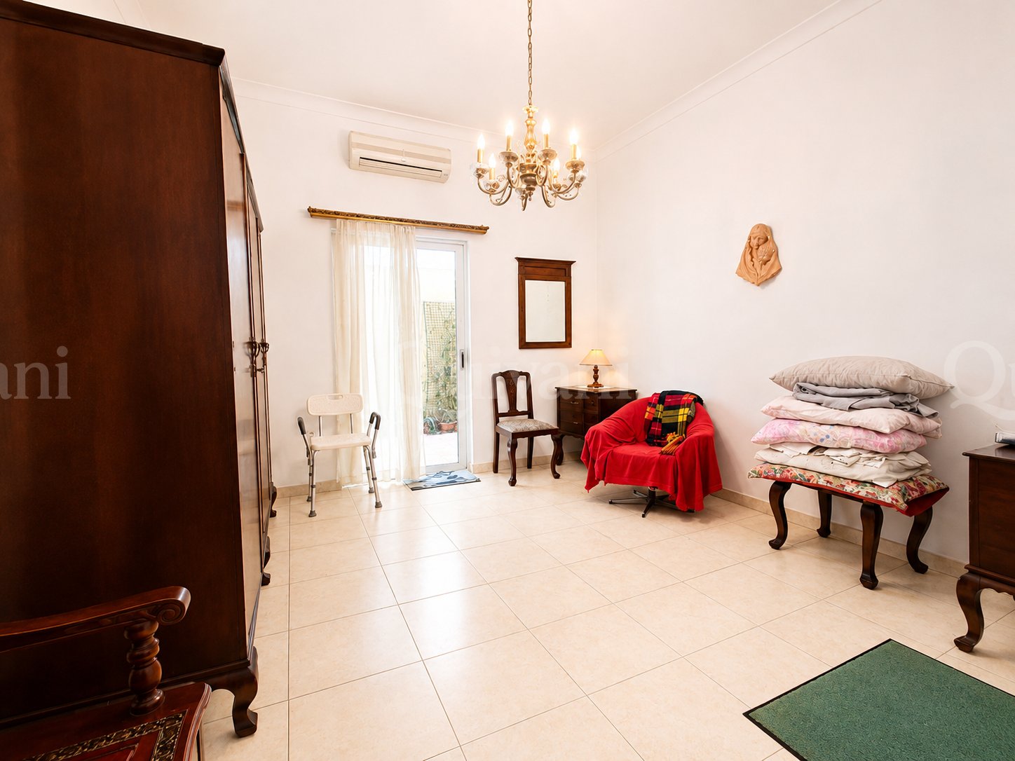 3 Bedroom Apartment , Including Car Space