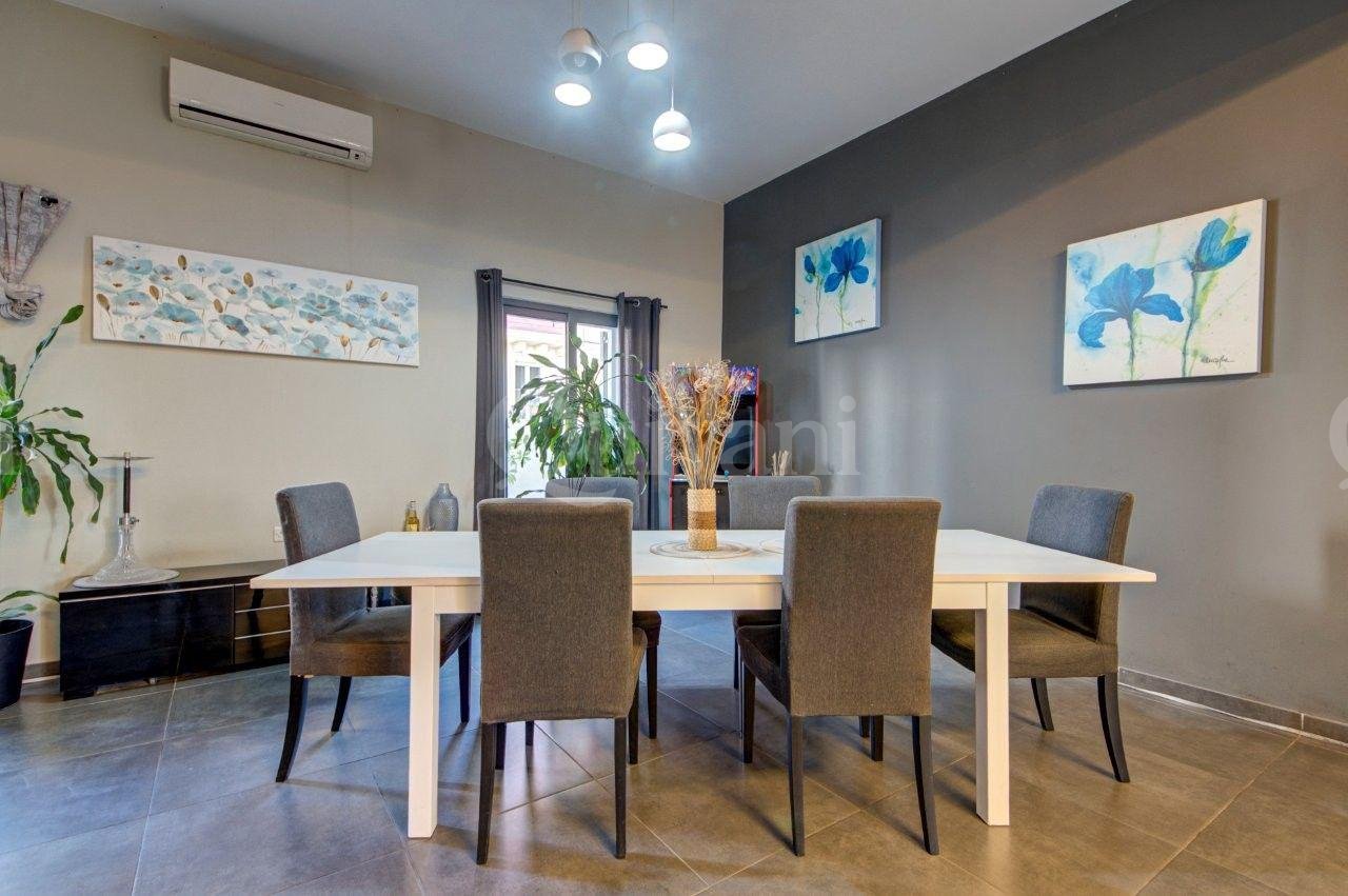 Sliema, Furnished Apartment + CAR SPACE