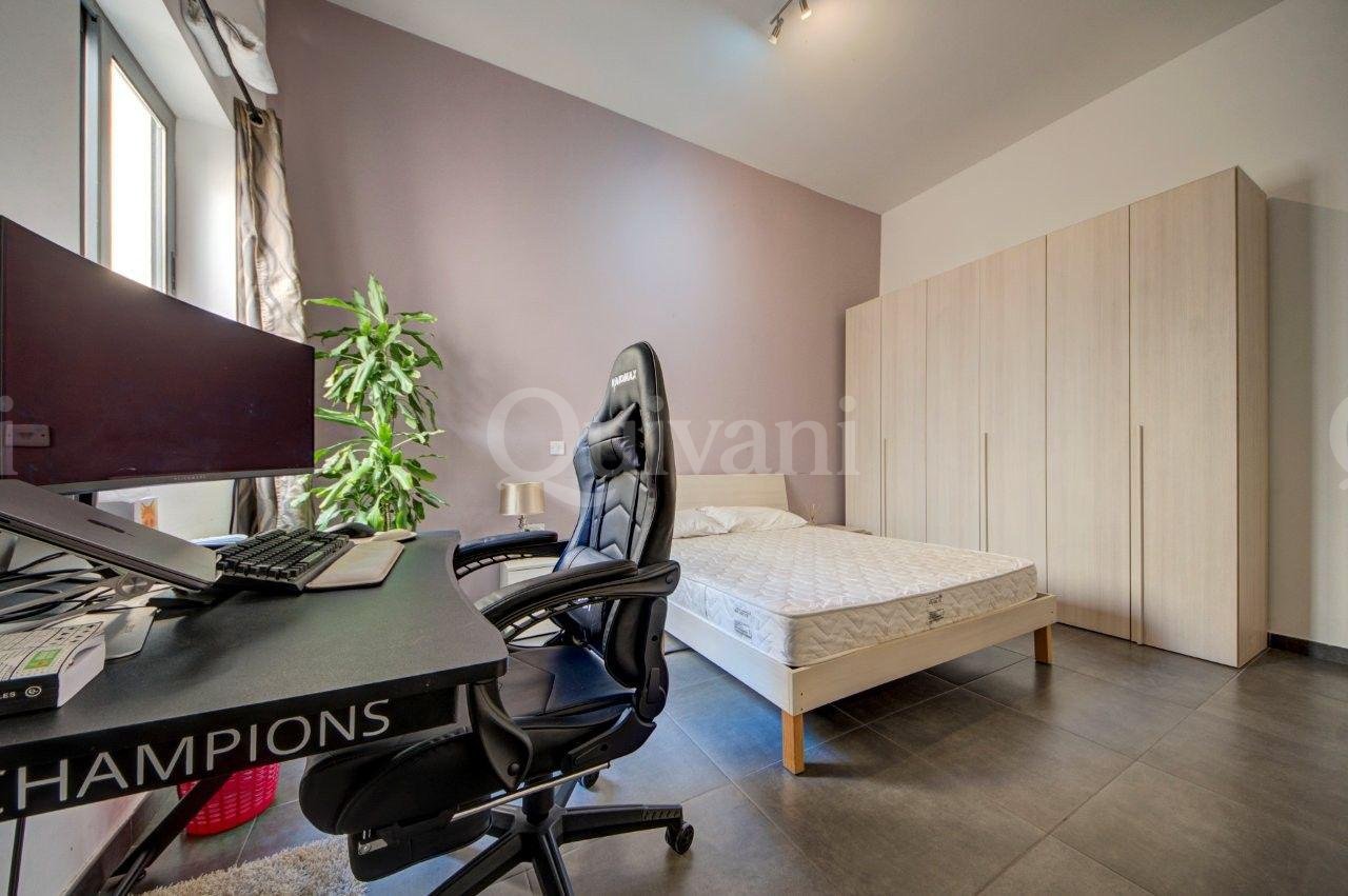 Sliema, Furnished Apartment + CAR SPACE