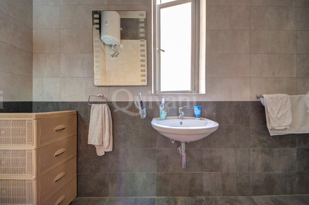 Sliema, Furnished Apartment + CAR SPACE