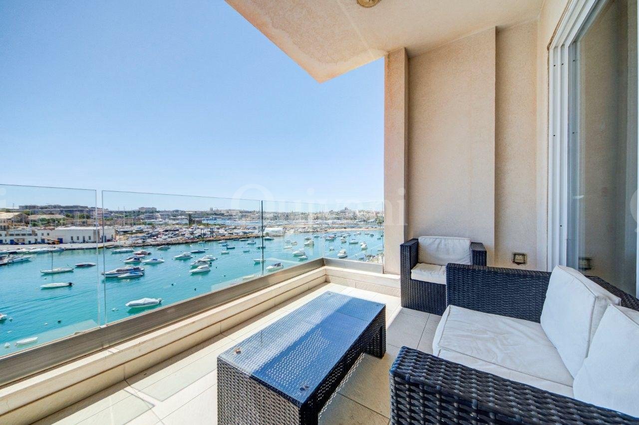 Gzira, Furnished, Apartment