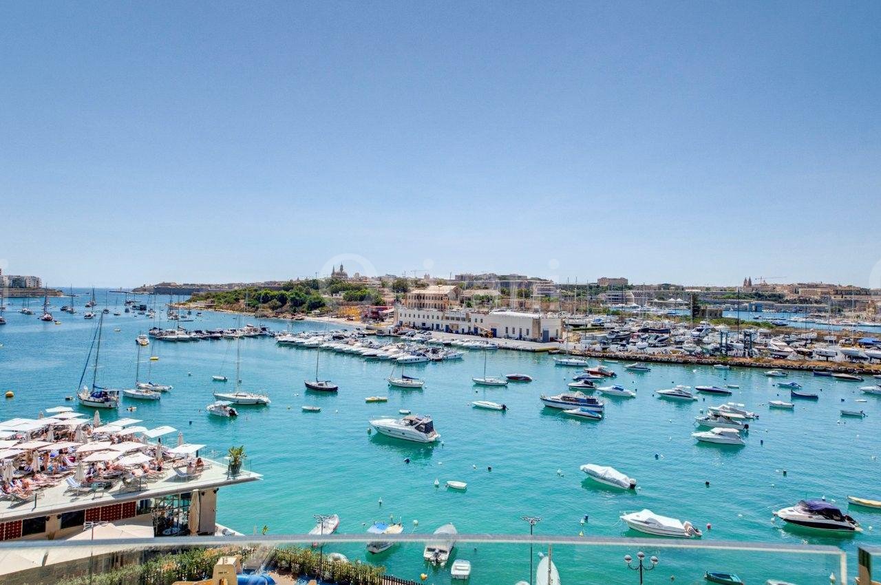 Gzira, Furnished, Apartment