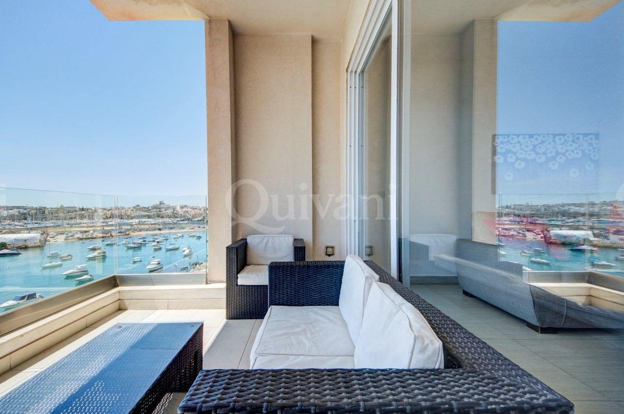 Gzira, Furnished, Apartment