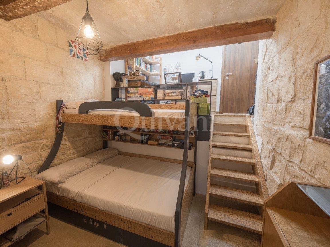 Spacious House of Character in UCA of Zebbug