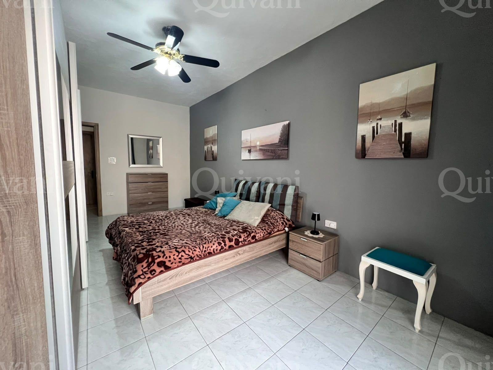 Fully Furnished 2 Bedrooms Apartment with outdoor BBQ Area and washroom on the Roof Terrace