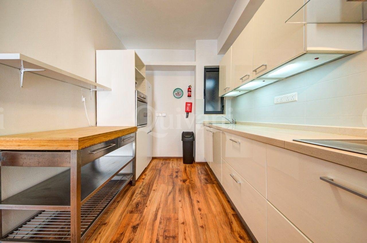 Fully furnished 2 bedroom plus study apartment