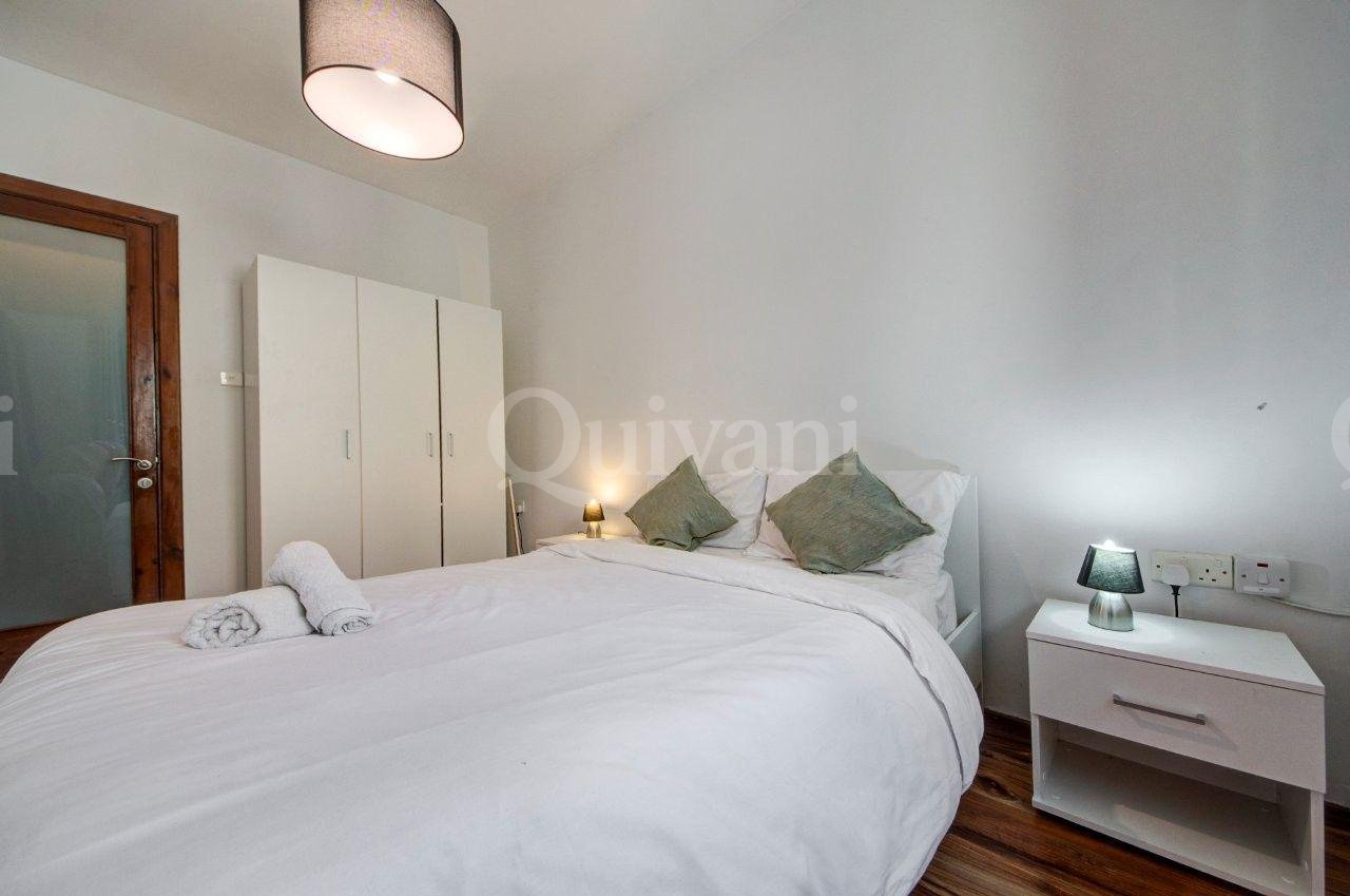 Fully furnished 2 bedroom plus study apartment