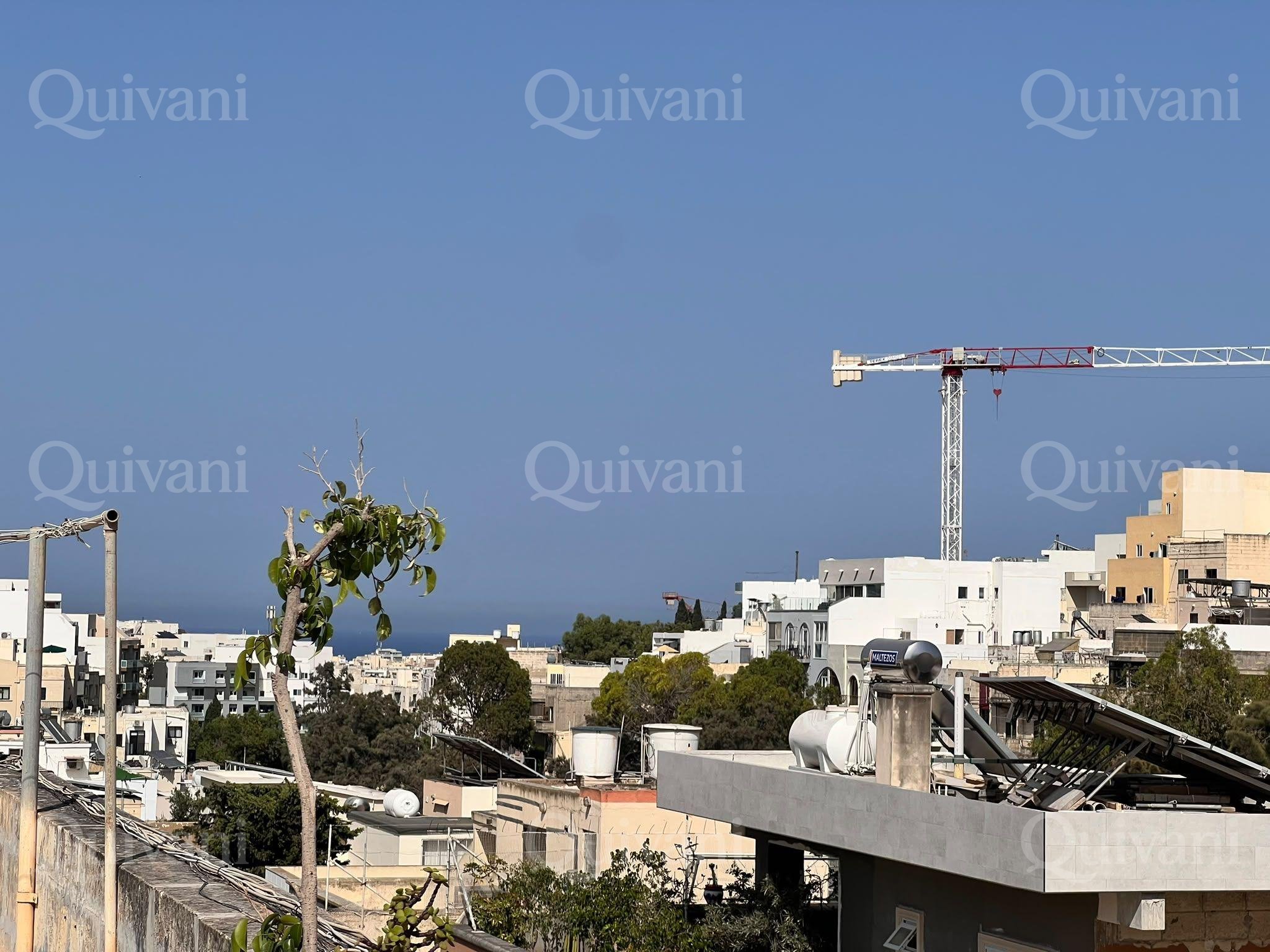 San Gwann, 3 bedrooms Apartment with Private Roof Garden