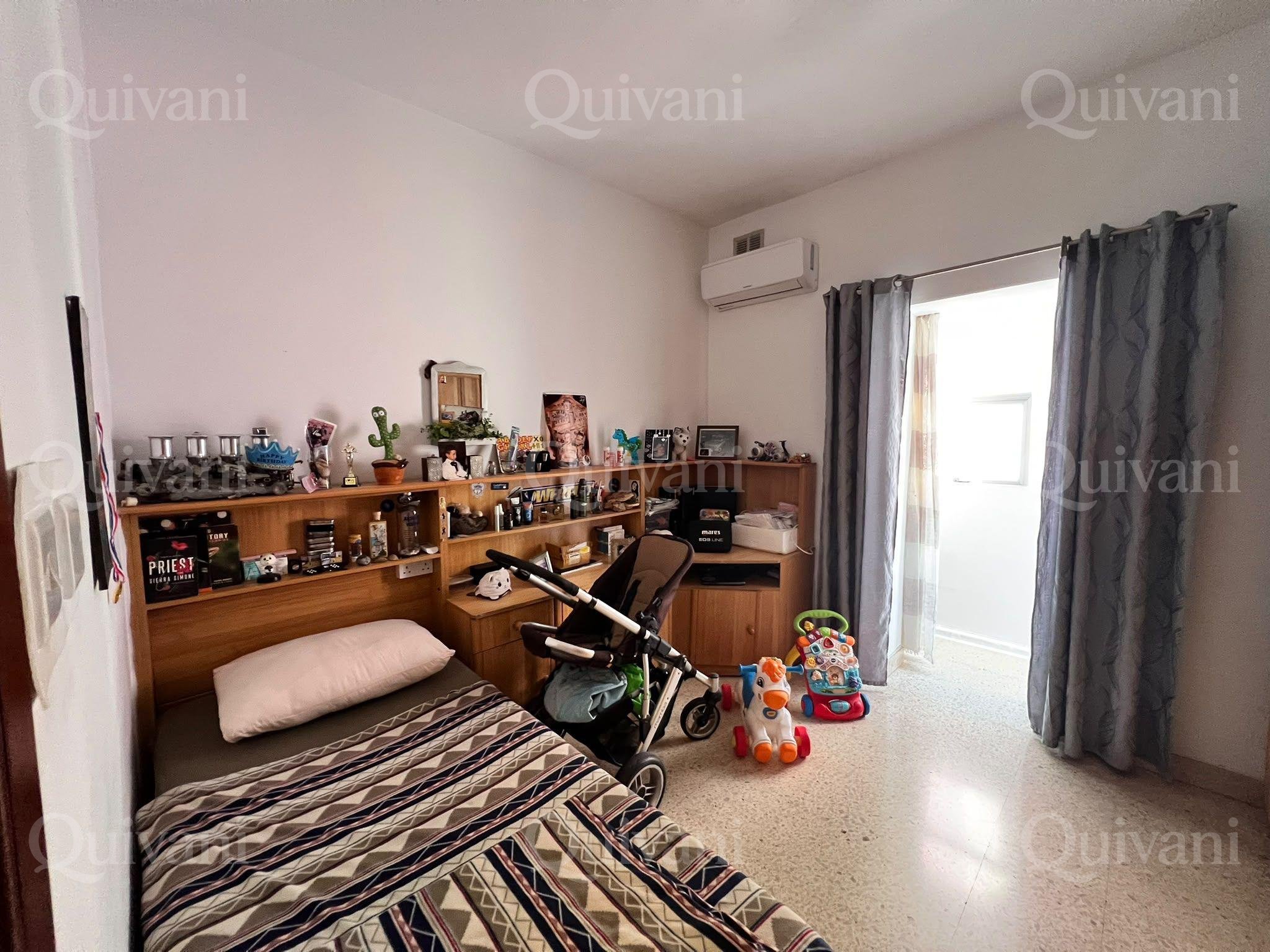 San Gwann, 3 bedrooms Apartment with Private Roof Garden