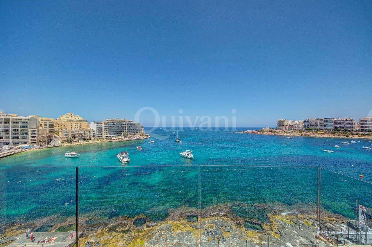 St Julians, Furnished Duplex Apartment