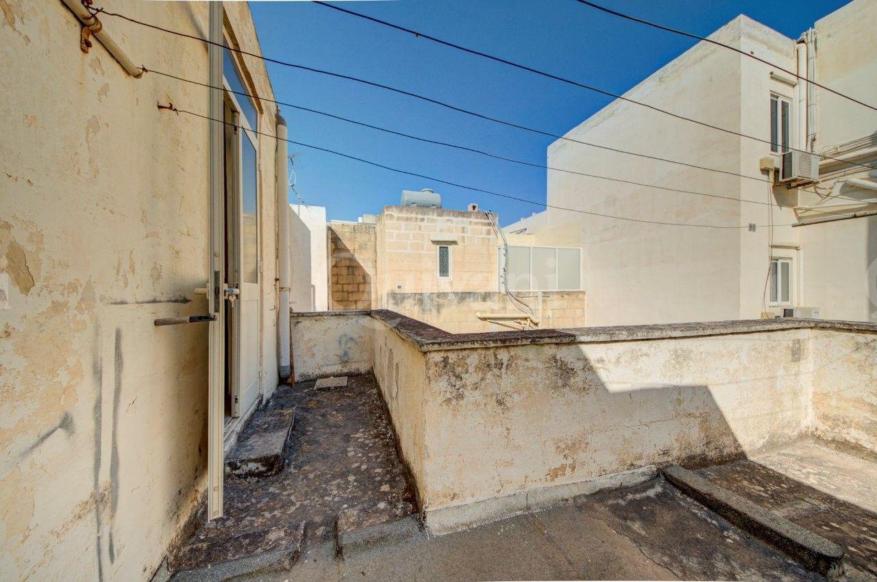 Sliema - Unconverted Townhouse in Sliema