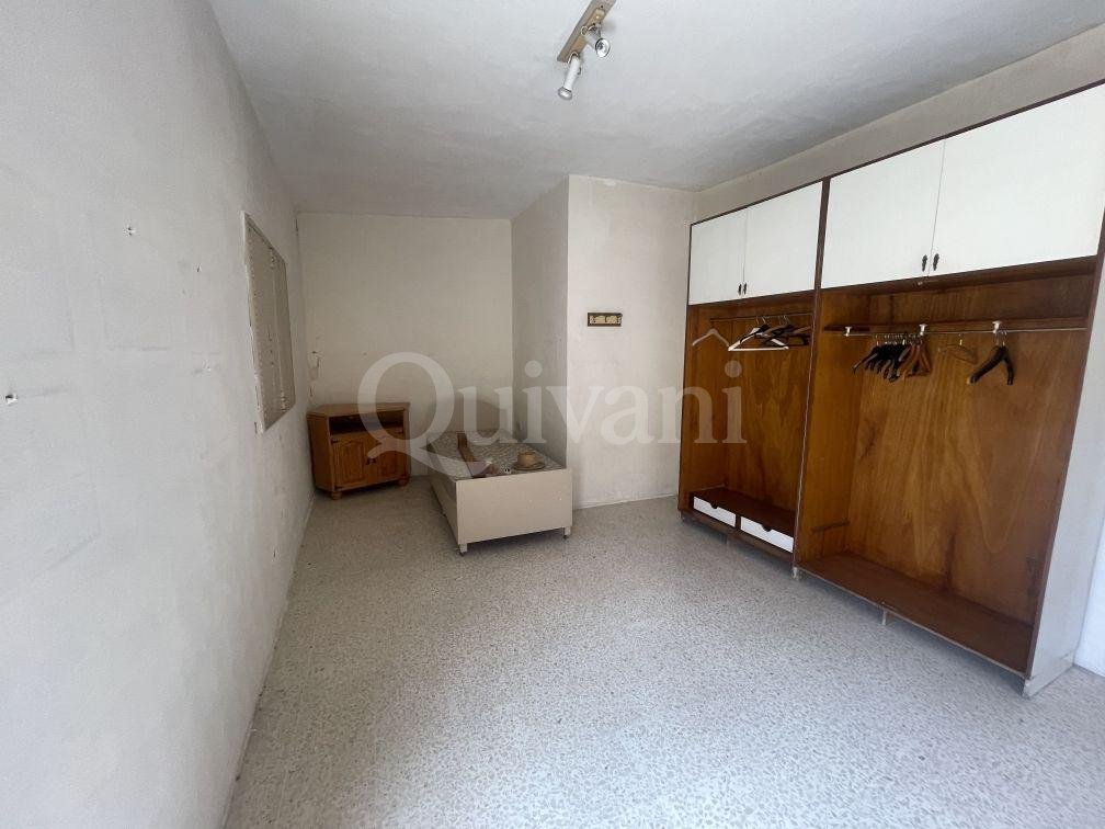 Luqa, Townhouse with a Garden & a Street Level Garage